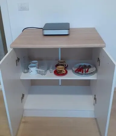 Komforna Soba U Centru #3 Vendégház Mladenovac